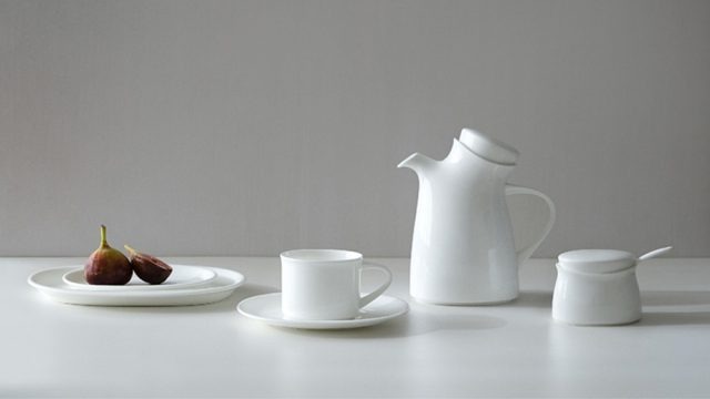 會田雄亮 Oval Whiteシリーズ
